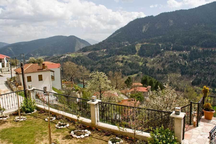 Guesthouse Irida Belokomiti Exterior photo